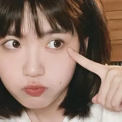 董逸飞